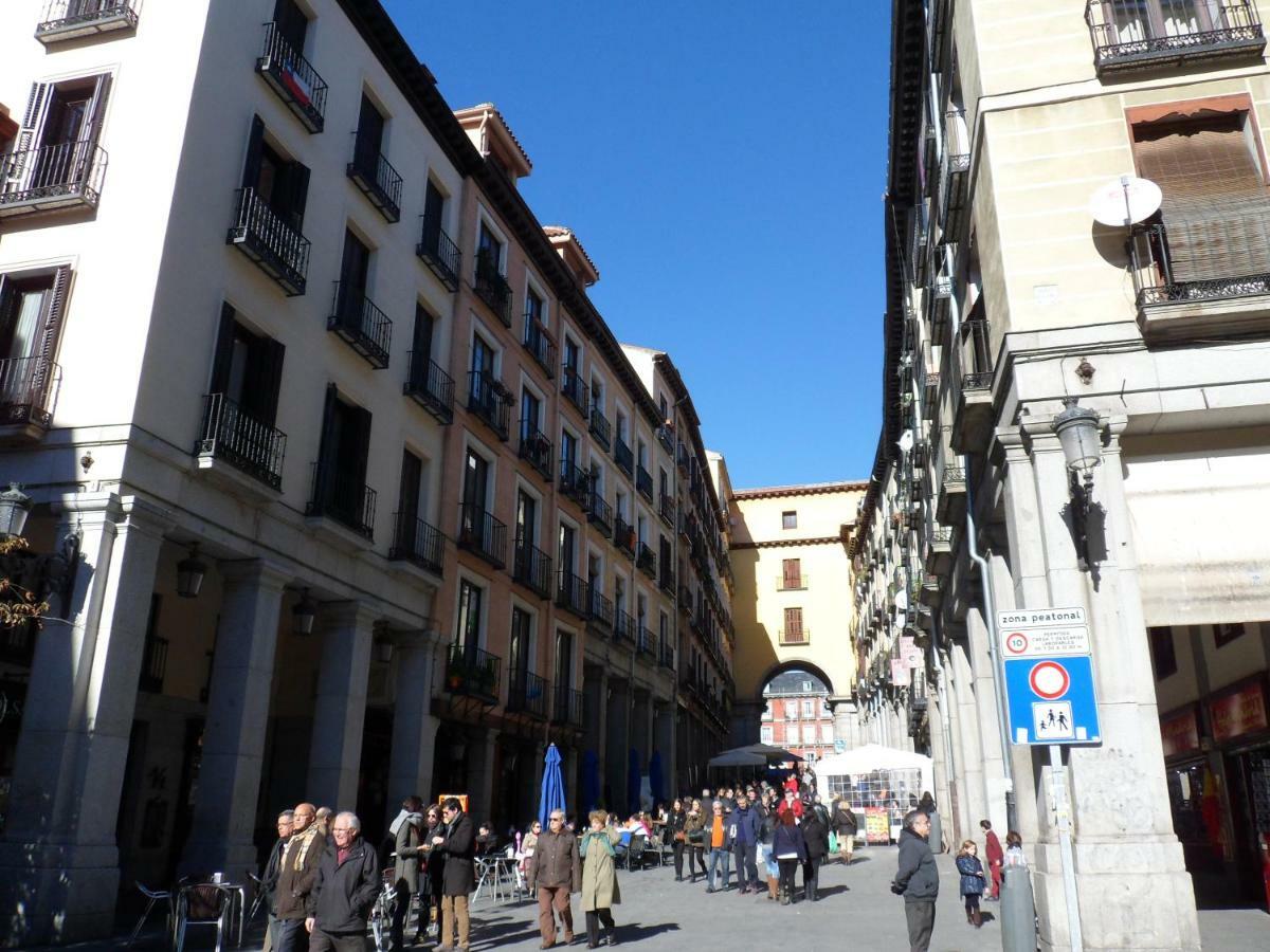 Los Ventanales Plaza Mayor Leilighet Madrid Eksteriør bilde